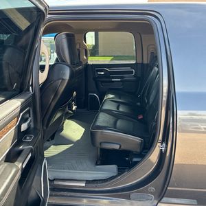 صورة 33 لـ 2019 RAM 3500 LARAMIE