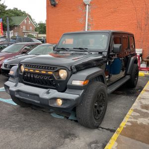 صورة 1 لـ 2021 JEEP WRANGLER UNLIMITED SPORT S