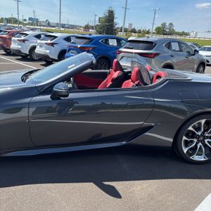 LEXUS LC 500 CONVERTIBLE BASE - 4