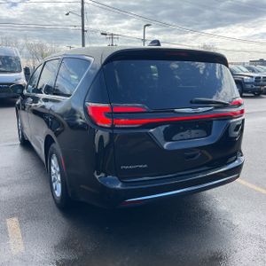 CHRYSLER PACIFICA SELECT - 5