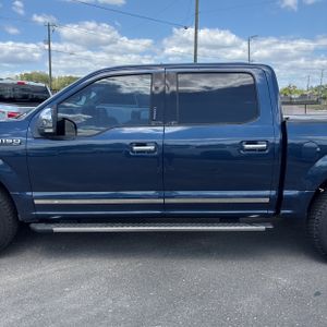 FORD F-150 XLT - 4