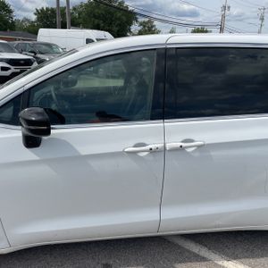 2025 Chrysler PACIFICA SELECT 照片 4