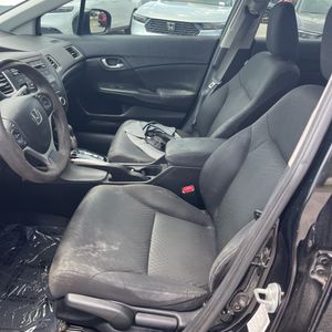 صورة مصغرة 31 لـ 2015 Honda CIVIC LX
