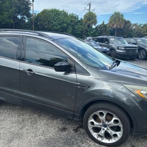 2017 FORD ESCAPE SE 照片 13