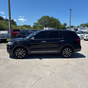 FORD EXPLORER PLATINUM - 3