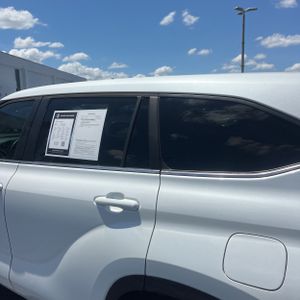2023 Toyota HIGHLANDER LE 照片 6
