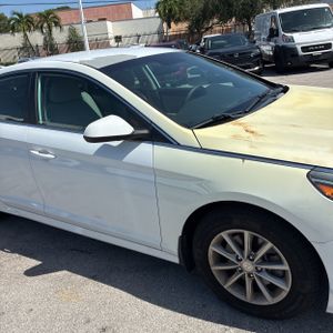 صورة مصغرة 13 لـ 2019 Hyundai SONATA SE