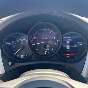 2025 Porsche MACAN — миниатюра 39