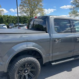 FORD F-150 LARIAT - 9