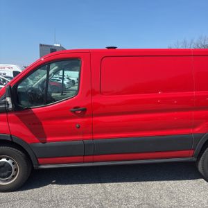 FORD TRANSIT 250 - 4