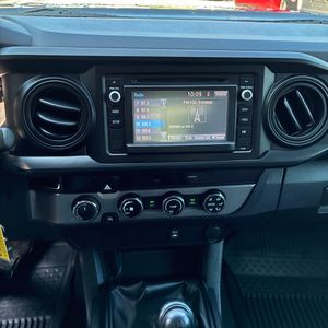 2017 Toyota TACOMA SR — фото 36