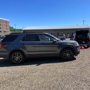 FORD EXPLORER SPORT - 10