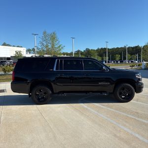 CHEVROLET SUBURBAN LT - 10
