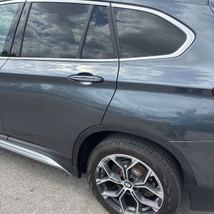 BMW X1 XDRIVE28I - 6