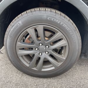 2019 FORD EXPLORER XLT thumbnail 17
