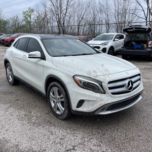MERCEDES-BENZ GLA - 7