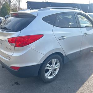 HYUNDAI TUCSON GLS - 9
