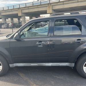 FORD ESCAPE XLT - 4