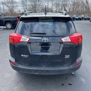TOYOTA RAV4 - 7