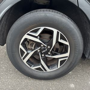 صورة مصغرة 19 لـ 2023 KIA SPORTAGE LX
