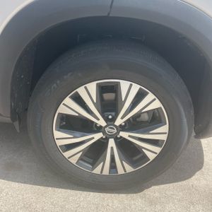 صورة مصغرة 18 لـ 2021 Nissan ROGUE SV