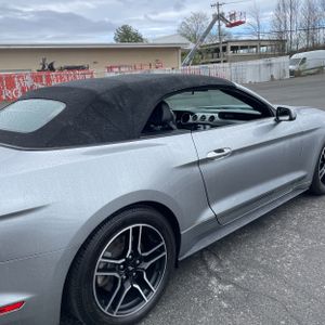 FORD MUSTANG ECOBOOST PREMIUM - 8