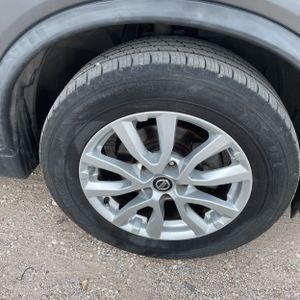 2019 Nissan ROGUE SV — миниатюра 18