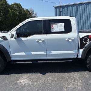 FORD F-150 RAPTOR - 4