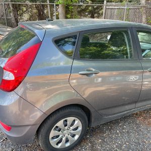 HYUNDAI ACCENT SE - 9