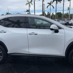 2024 Lexus NX 350 PREMIUM — фото 11