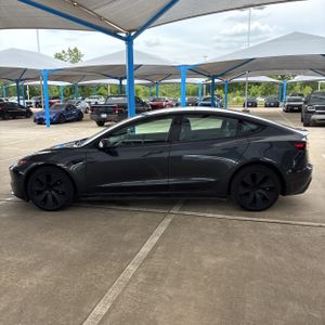 TESLA MODEL 3 LONG RANGE - 3