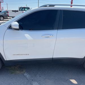 2015 JEEP CHEROKEE LATITUDE — фото 4