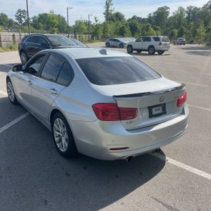 BMW 3 SERIES 320I - 5