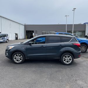 FORD ESCAPE SE - 3