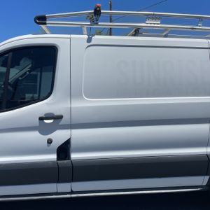 FORD TRANSIT 250 - 4