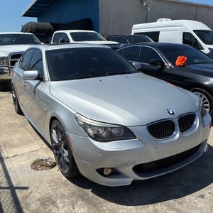 BMW 5-SERIES 550I - 8