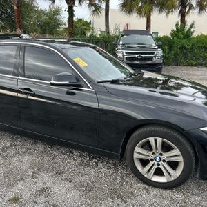 2017 BMW 330I XDRIVE — фото 13