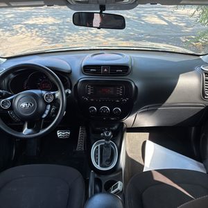 صورة 35 لـ 2016 KIA SOUL BASE