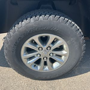 صورة مصغرة 19 لـ 2015 RAM 1500 LARAMIE