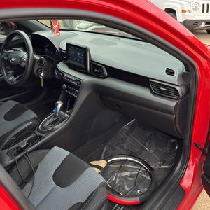 2019 Hyundai VELOSTER 2.0L — миниатюра 38
