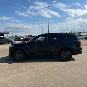 FORD EXPLORER ST-LINE - 3