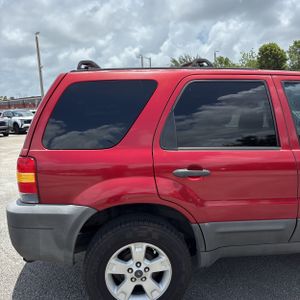 FORD ESCAPE XLT - 9