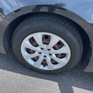 2020 Toyota COROLLA LE thumbnail 16