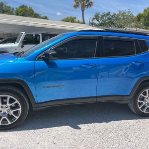 JEEP COMPASS LATITUDE LUX - 4