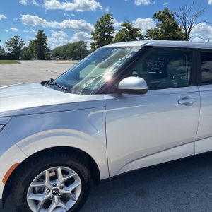 صورة 2 لـ 2020 KIA SOUL S