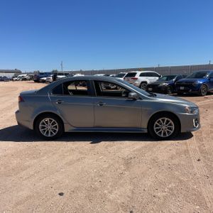 MITSUBISHI LANCER ES - 10