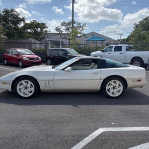 CHEVROLET CORVETTE BASE - 3