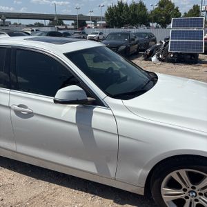 صورة مصغرة 13 لـ 2017 BMW 3 SERIES 330I