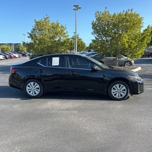 NISSAN SENTRA S - 10