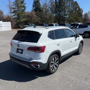 VOLKSWAGEN TAOS SE 4MOTION - 8